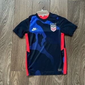 Youth Nike USA Soccer Jersey, size S